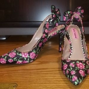 Betsey Johnson floral Remy pump high heel shoes